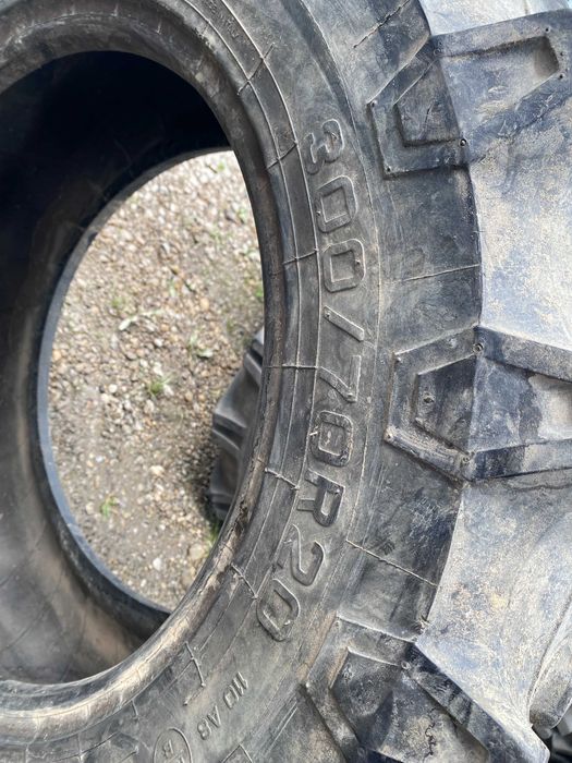 Anvelopa 300.70 R20 Pirelli