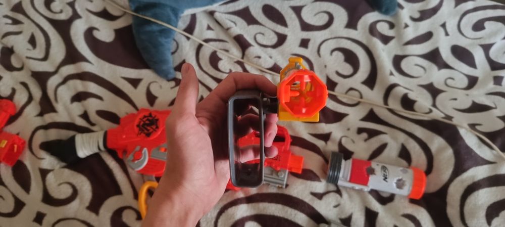Nerf Scravenger.