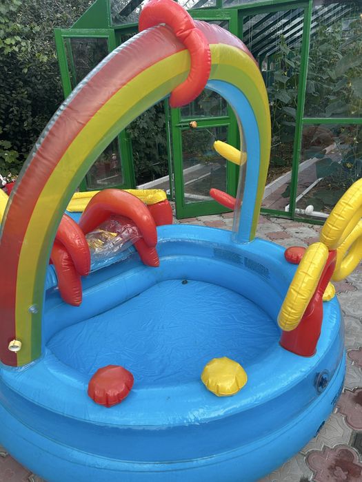 Продам детский бассейн новый