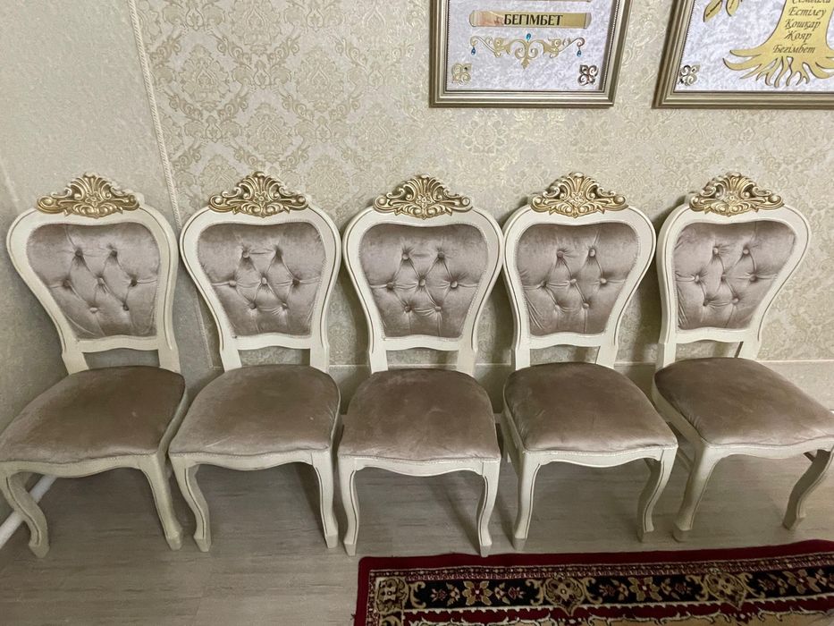 Стол стулчиктеримен сатылады