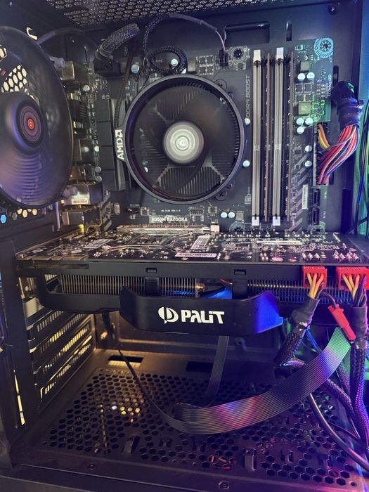 Vand calculator Ryzen 5 2600 , 16 gb ddr4, ssd 250 m2, gtx 770