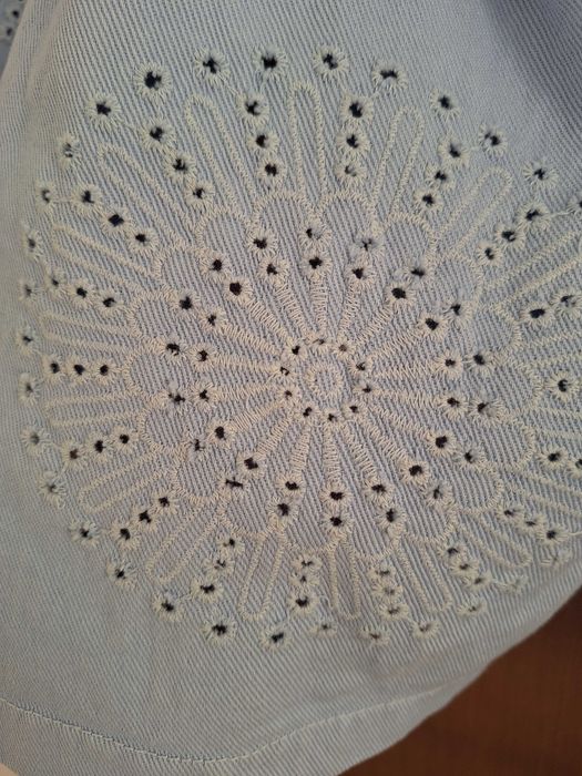 Връхно яке и дамска блуза!