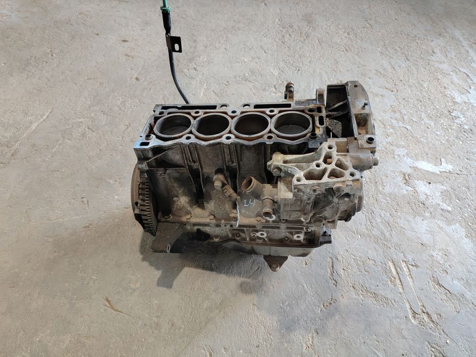 Блок/ Двигател Пежо/Peugeot  Citroen/ Ситроен/ Mini/Мини1.4 16v 95к.с Euro 5