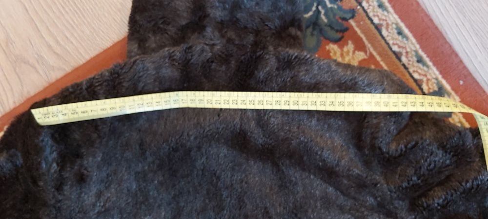 De vânzare palton dama  piele naturală par scurt