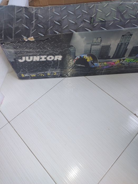 Vând havarbord junior