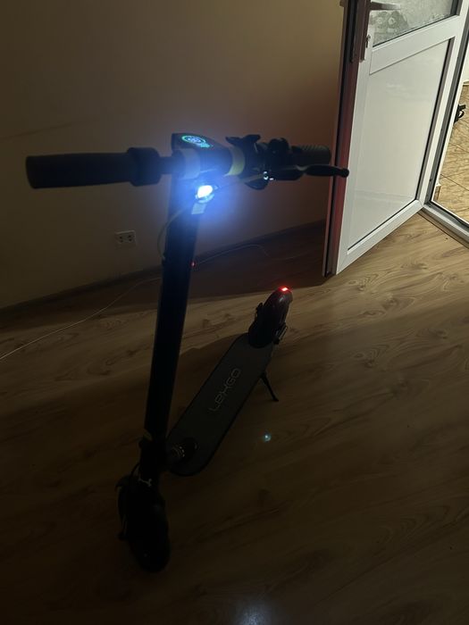 Vand sau schimb cu trotineta mai puternica