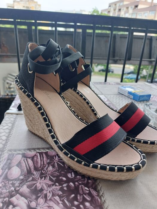 Дамски сандали 38