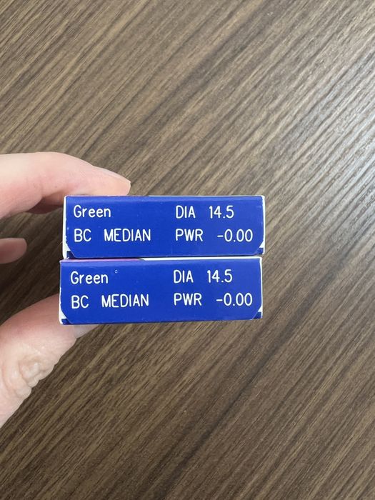 Контактные линзы Freshlook