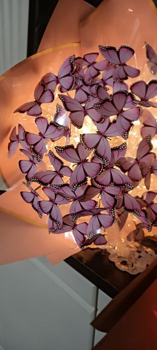 Buketlar Gul Qol mehnatidatayorlanganYumshoq oyinchoqlar