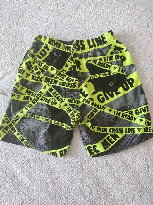 Продам плавательные шорты 7-12 лет