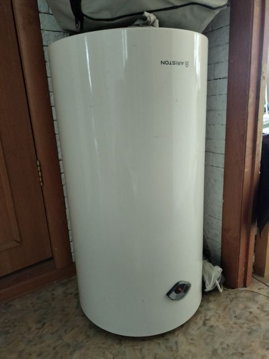 Бак от Аристон 100л