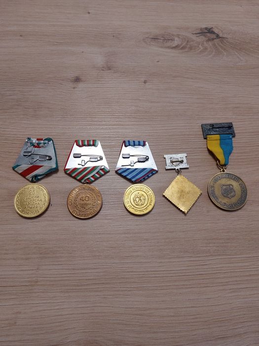 Стари медали / медальони от комунизма.