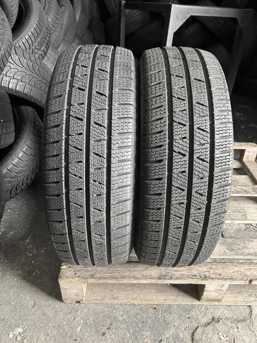 2 anvelope de iarna 225/65/16C Pirelli 9 mm!