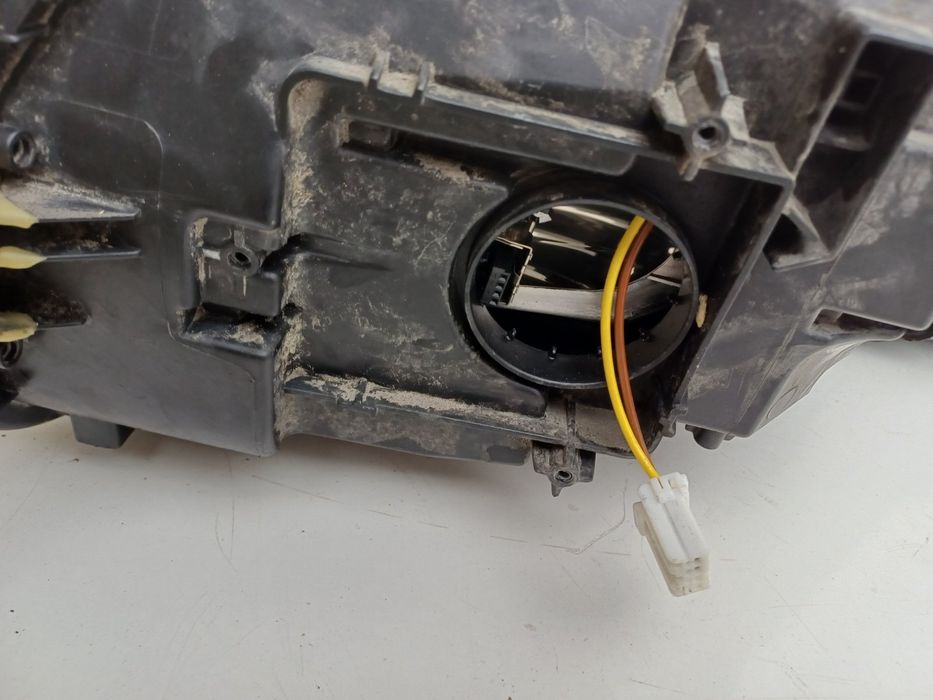 Десен фар за Skoda Octavia 3;   2013г.-2017г.