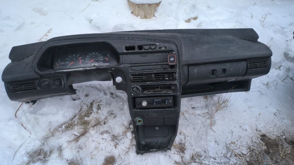 Продам панель на ваз 2114