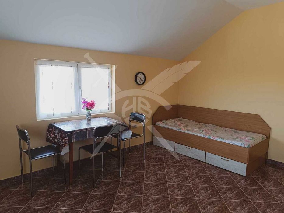 Дава се под наем Етаж от къща в София, Модерно предградие - 90 кв.м за 650 € - Снимка #4