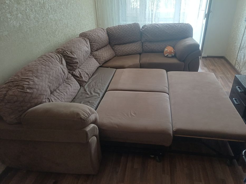 Продам угловой диван