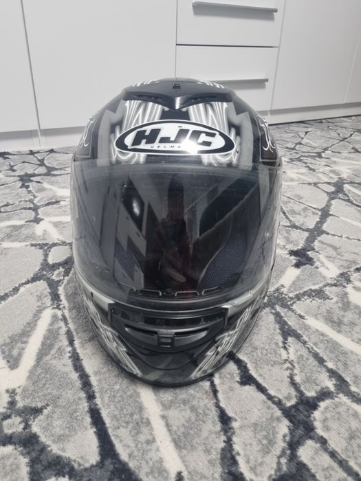 Vând cască moto marimea XS