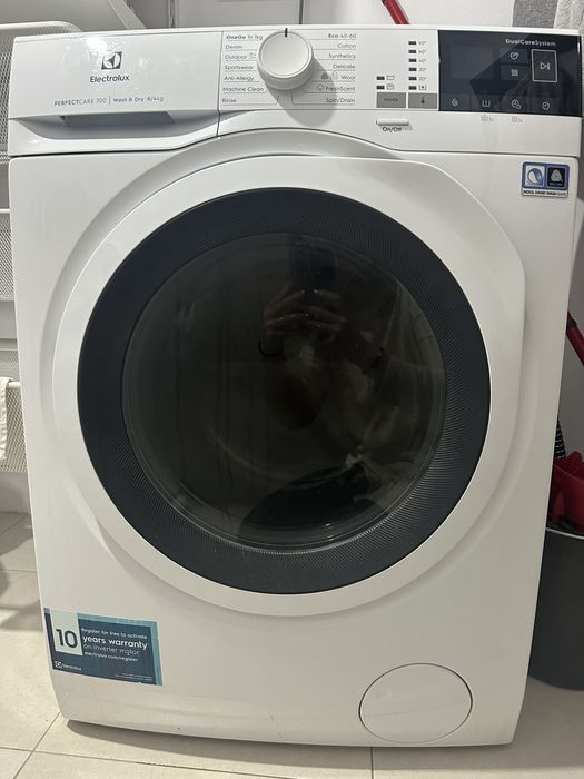Mașină de spălat cu uscător Electrolux EW7W4684W