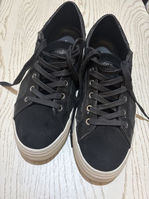 Кросовки женские 38