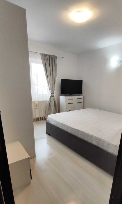 Apartament 3 camere, decomandat, Astra