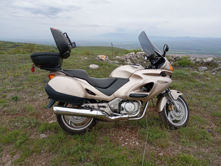Мотор Хонда Девил, Honda Deauville 650