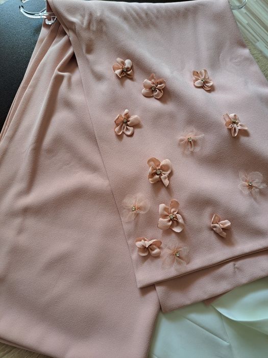 Шал"Фотева"в нежен розов цвят.