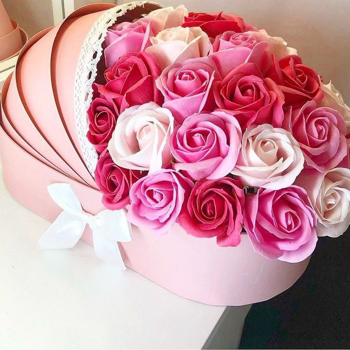 Букеты из мыльных роз