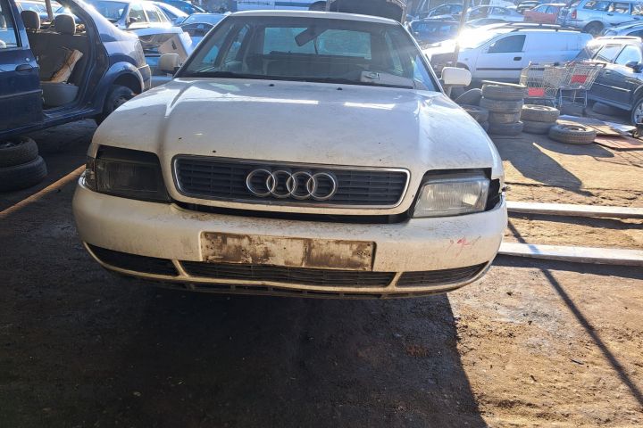Bara fata Audi A4 B5