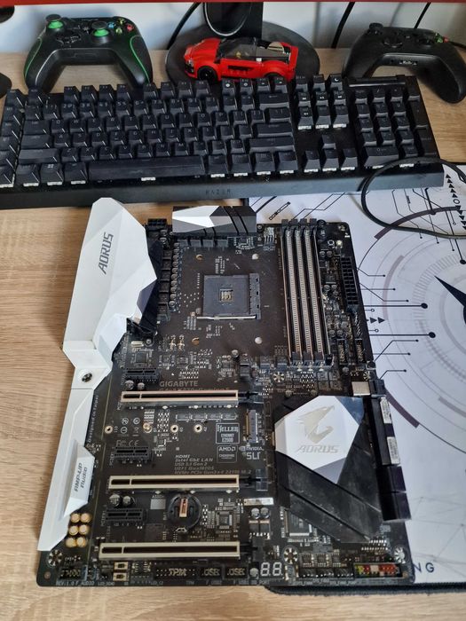 Placa de baza GA-AX370-Gaming 5