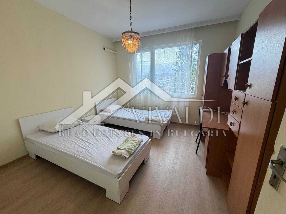 Продава се Четиристаен апартамент в Варна, Колхозен пазар - 90 кв.м за 1967 €/кв.м - Снимка #8