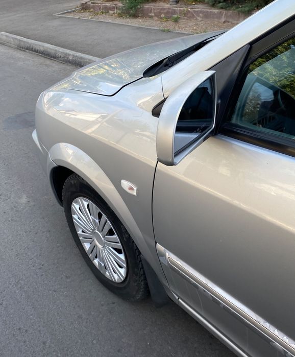 Kia Carens продам или обмен