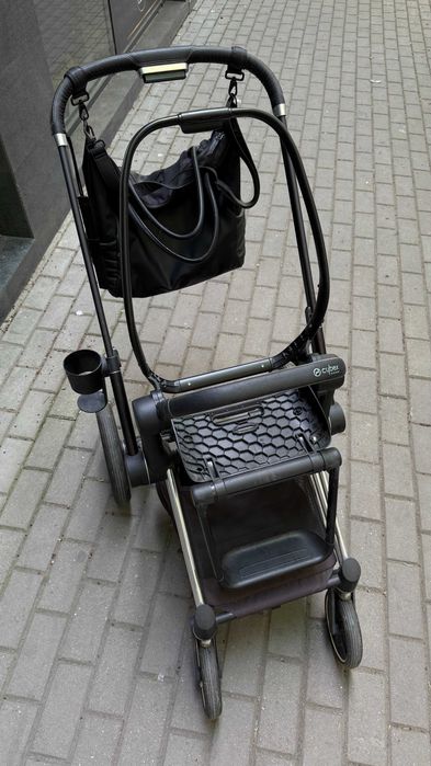 Шаси Cybex Priam 3 с основа за седалка