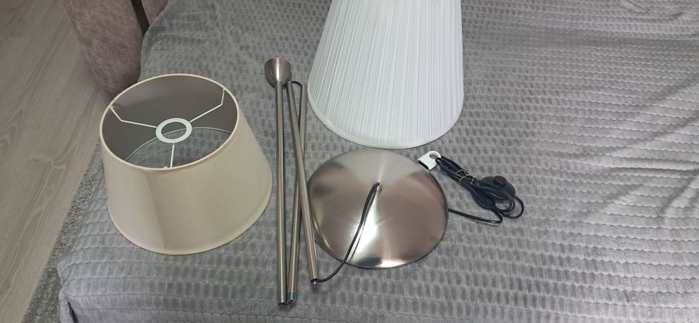 Lampadar Ikea in perfecta stare