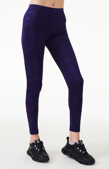 Клин за бягане Karrimor Run Capri отговаря на всички изисквания на
тр