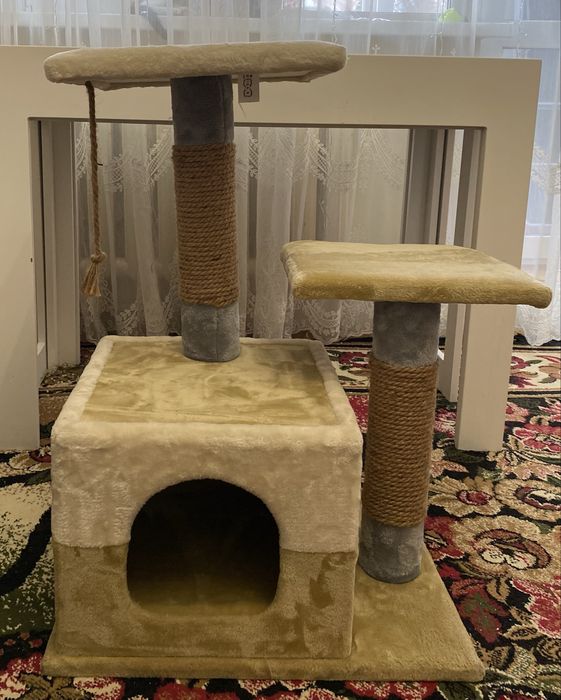 Кошкин домик с когтеточкой