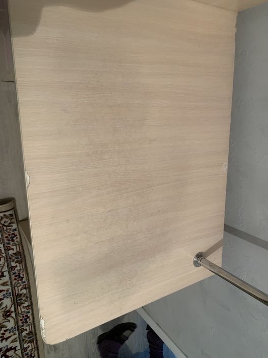 Стол для учеба