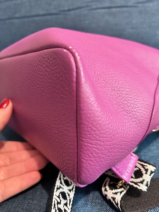 Дамска чанта coccinelle