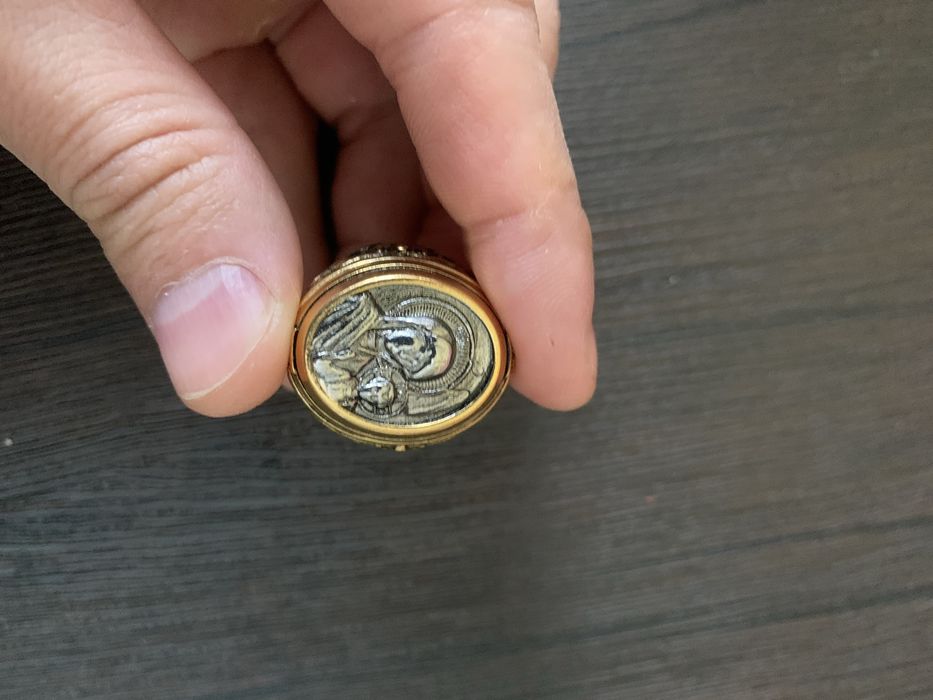 Кольца, бижутерия.