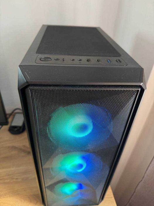 Продавам геймърски компютър RTX 2070 SUPER / i5-10400F / 16GB RAM / 1TB SSD