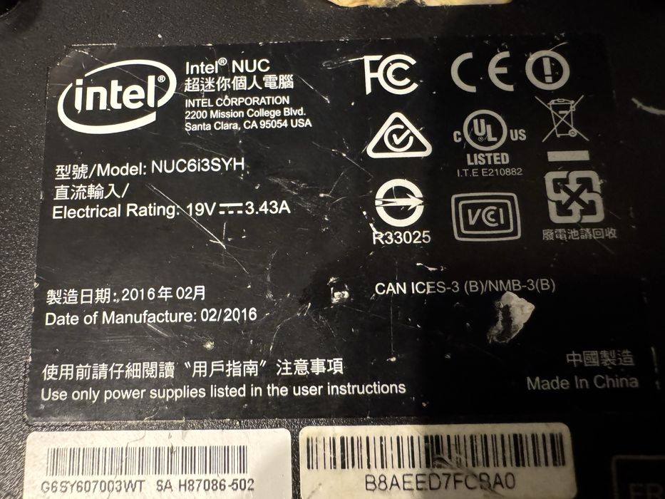 intel NUC i3 ddr4/M2