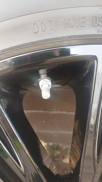 Продам диски 5/120R22