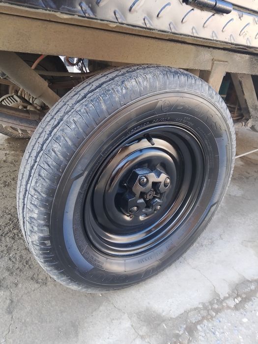 Pul zaril . 1 tonnalik elektr skuter sotiladi.