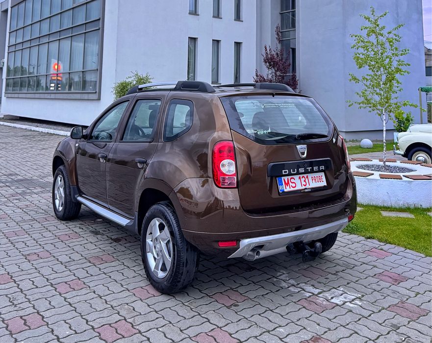Dacia Duster 1.6 4x4 Euro5 Benzina Clima Geamuri Electrice Carlig Rate
