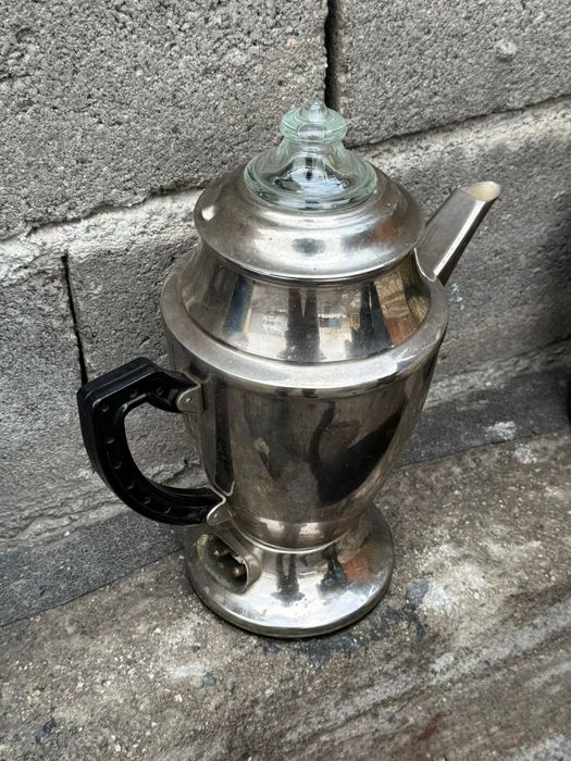 Продам винтажный электрочайник 1977