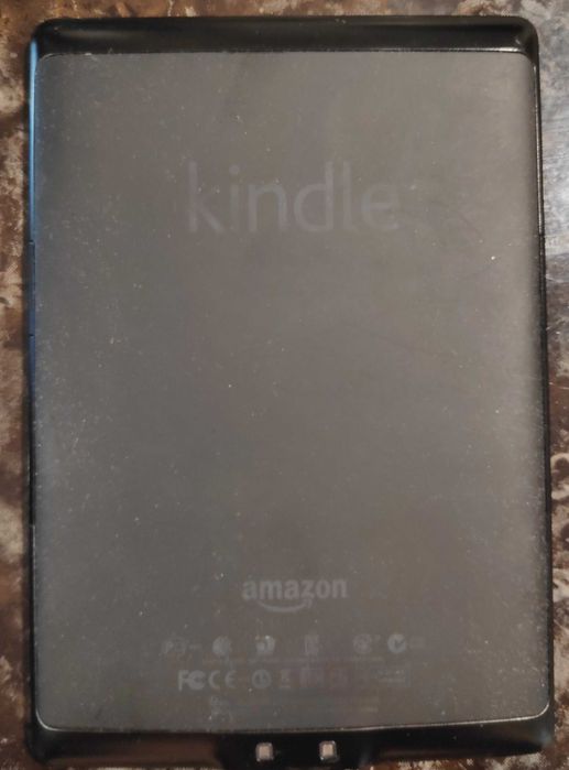 Amazon Kindle D01100 четец