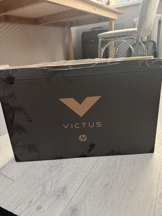 Продам игровой ноутбук HP VICTUS A15