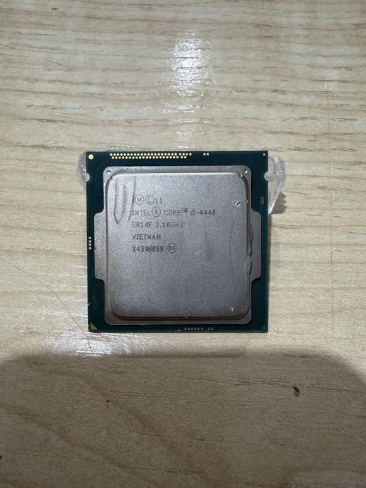 Процессор  intel core i5-4440