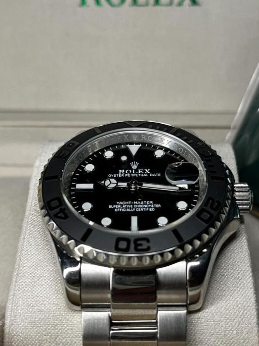Часовник Rolex Yacht-Master 42