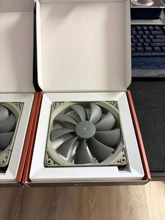Noctua NF-P14s redux-1200 140mm (set 2 bucati)